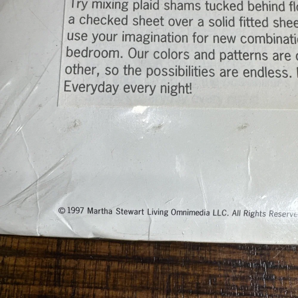 Vtg Martha Stewart Twin Flat Sheet Navy Green Plaid 200 Thread Count 1997 NOS